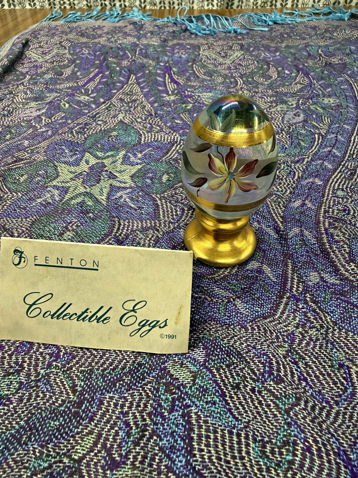 Fenton Handpainted Art Glass Egg J.K. Spindler LE 1/2500 22K Gold Stand