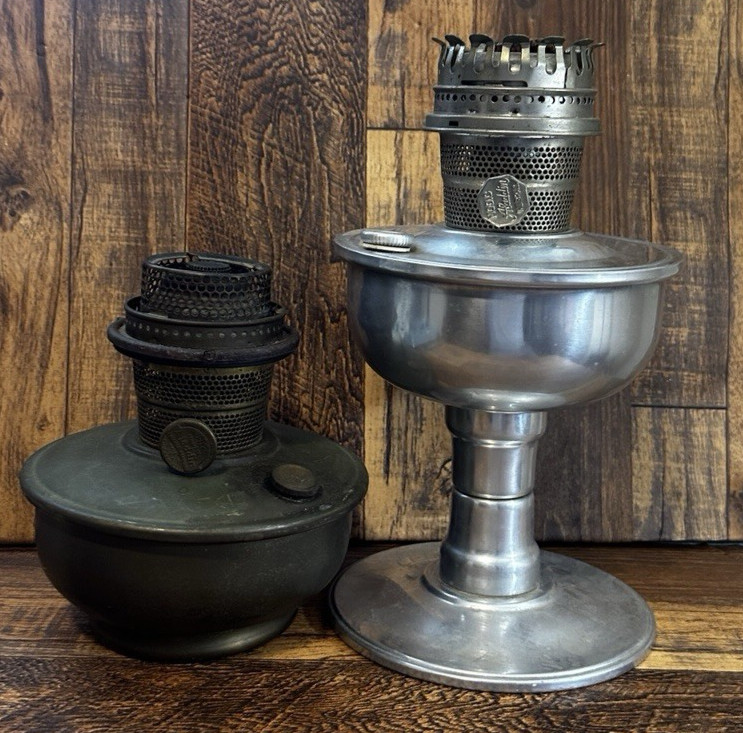 VINTAGE ALADDIN MANTLE LAMP LOT MODEL C PEDESTAL  MODEL B (REBUILDERS LOT)