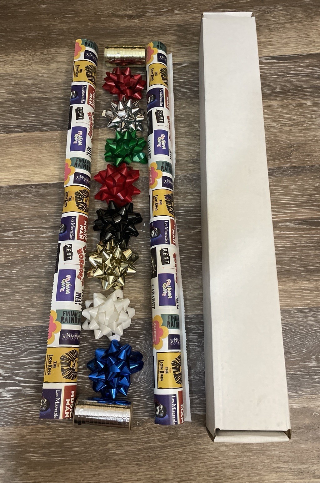 BROADWAY CARES CLASSIC COLLECTION GIFT WRAP SET BROADWAY CARES CLASSIC COLLECTION GIFT WRAP SET