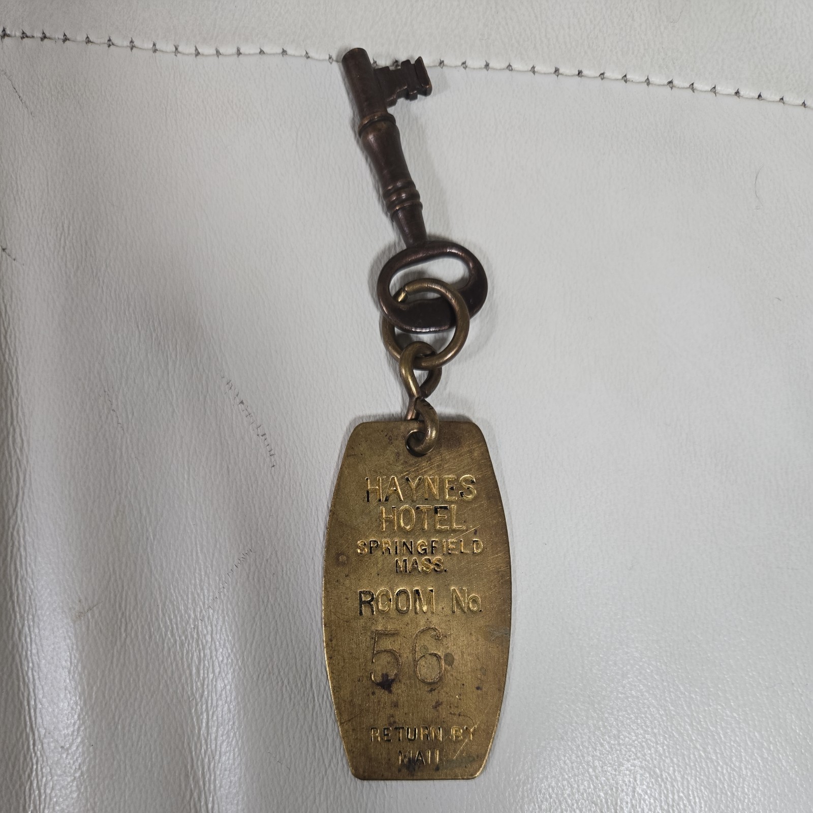 ANTIQUE THE HAYNES HOTEL SPRINGFIELD MASS HOTEL BRASS  ADVERTISING ROOM KEY FOB