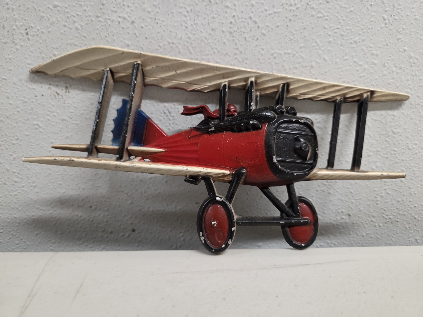 Vintage 1975 Homco Cast Metal WWI Red Triplane Wall Art Plaque