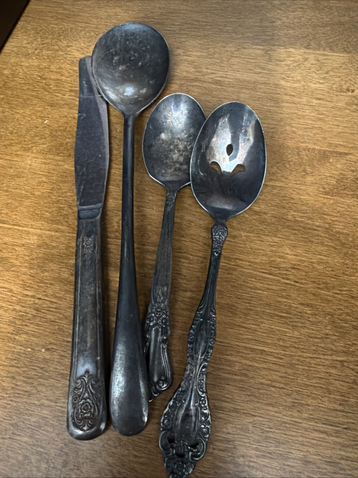 Vintage Silverplate Wm Rogers Lot of 4