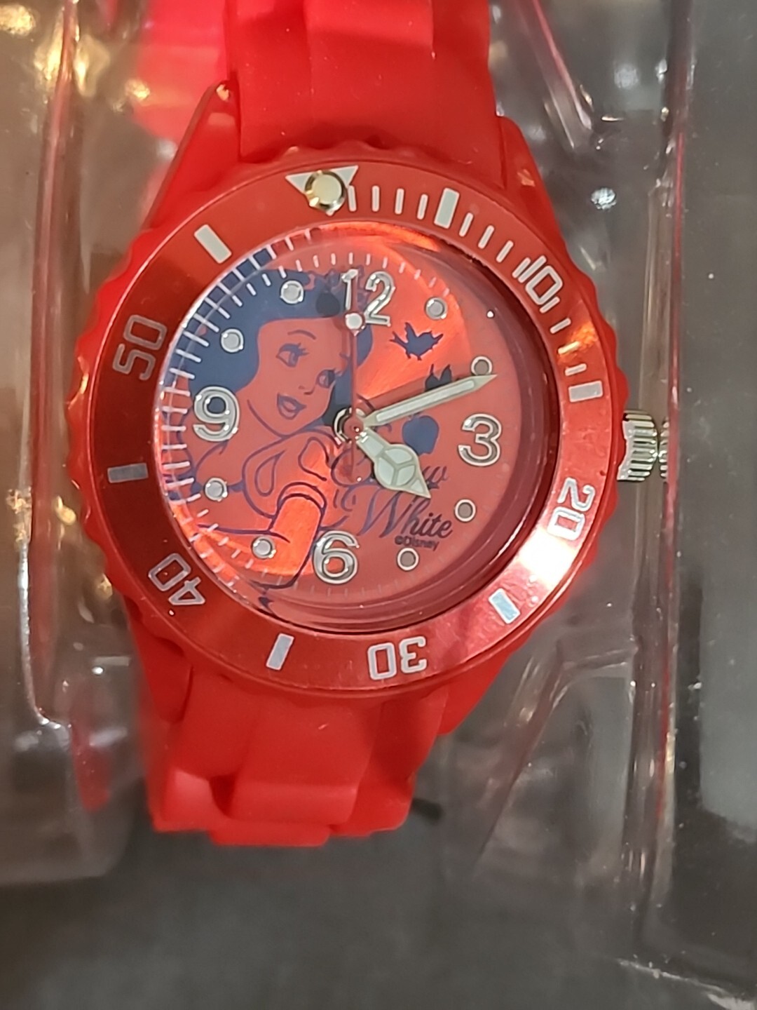 Snow White And Seven Dwarfs Watch for a young child