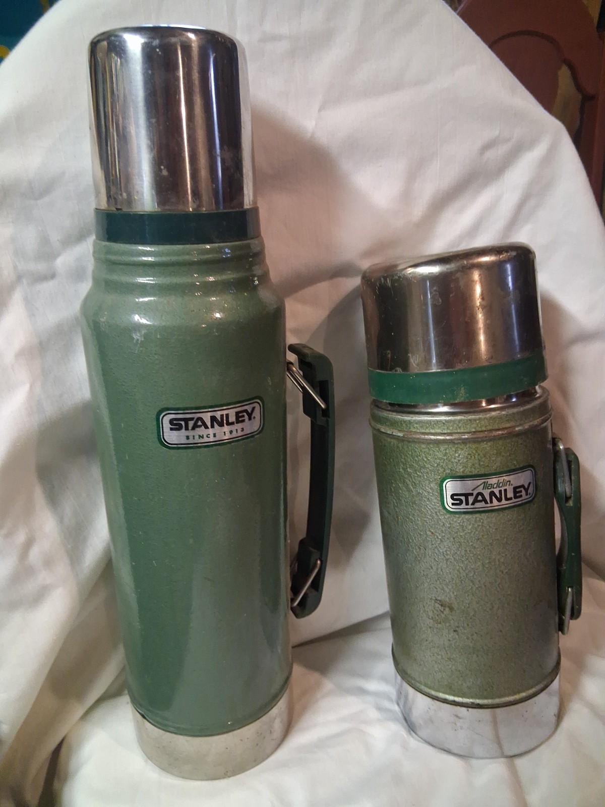 Vintage Early Stanley Thermos Camping Set 1.1 Qt Vacum Seal & A 24 Oz Aladdin 
