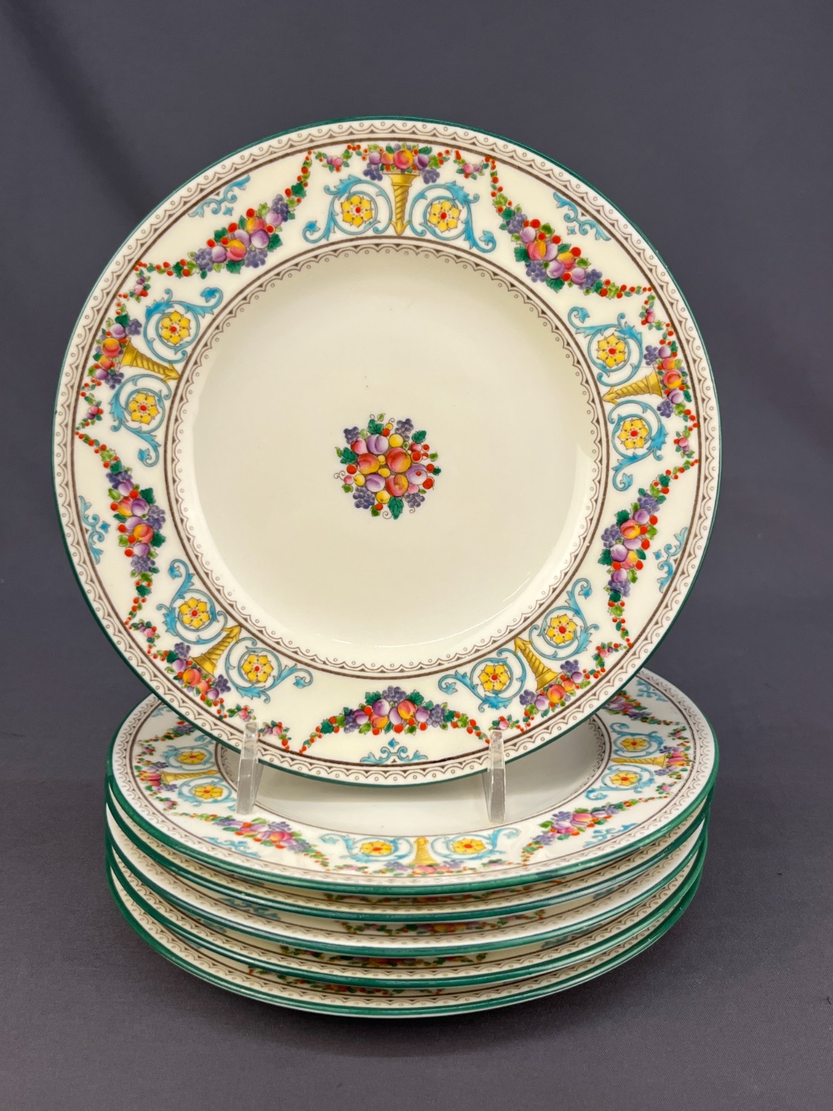 6 Wedgwood VENTNOR Ivory  7\