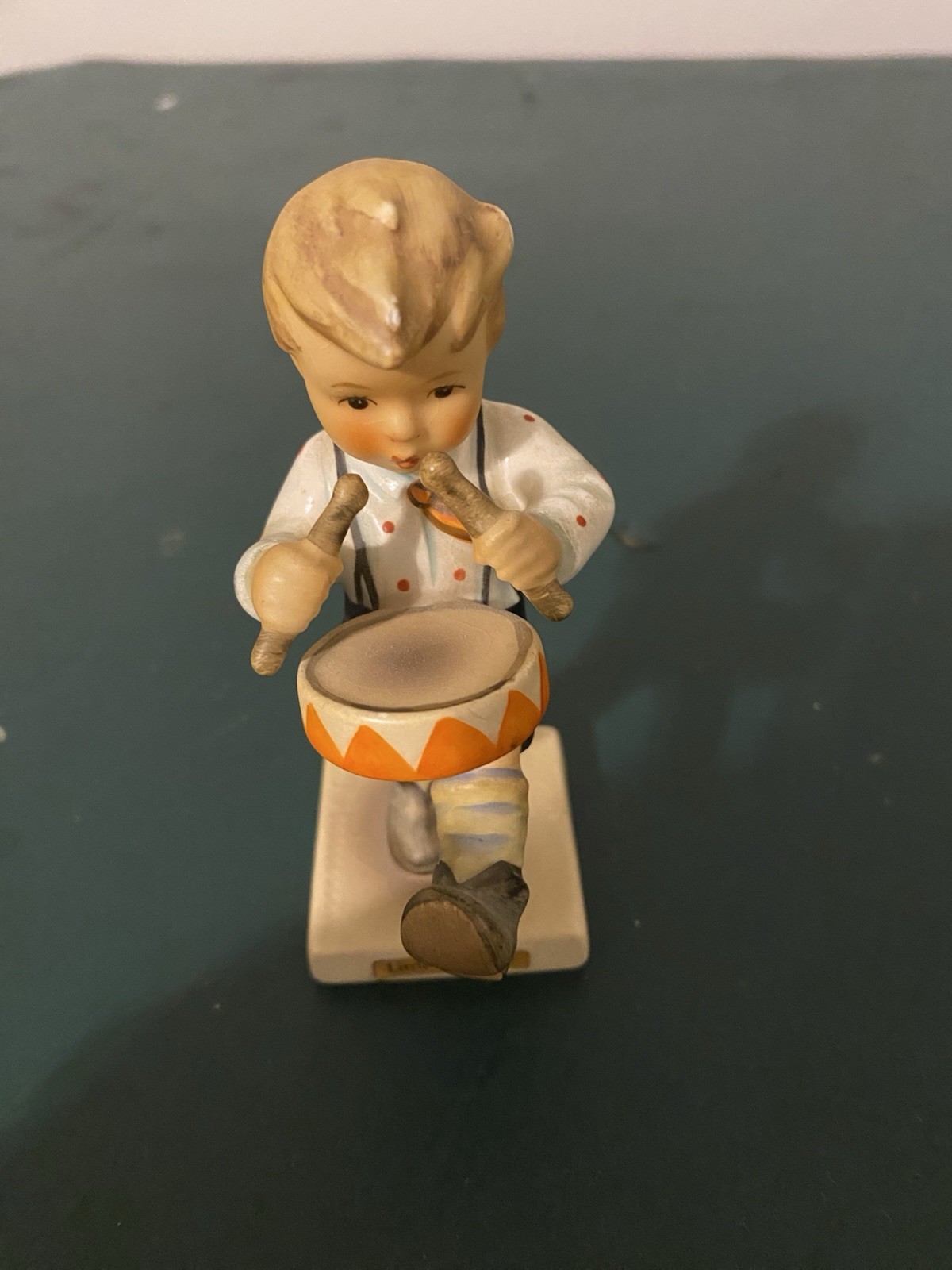 Goebel Hummel - Little Drummer #240 - 1950-1955 - TMK 2 - 4.5
