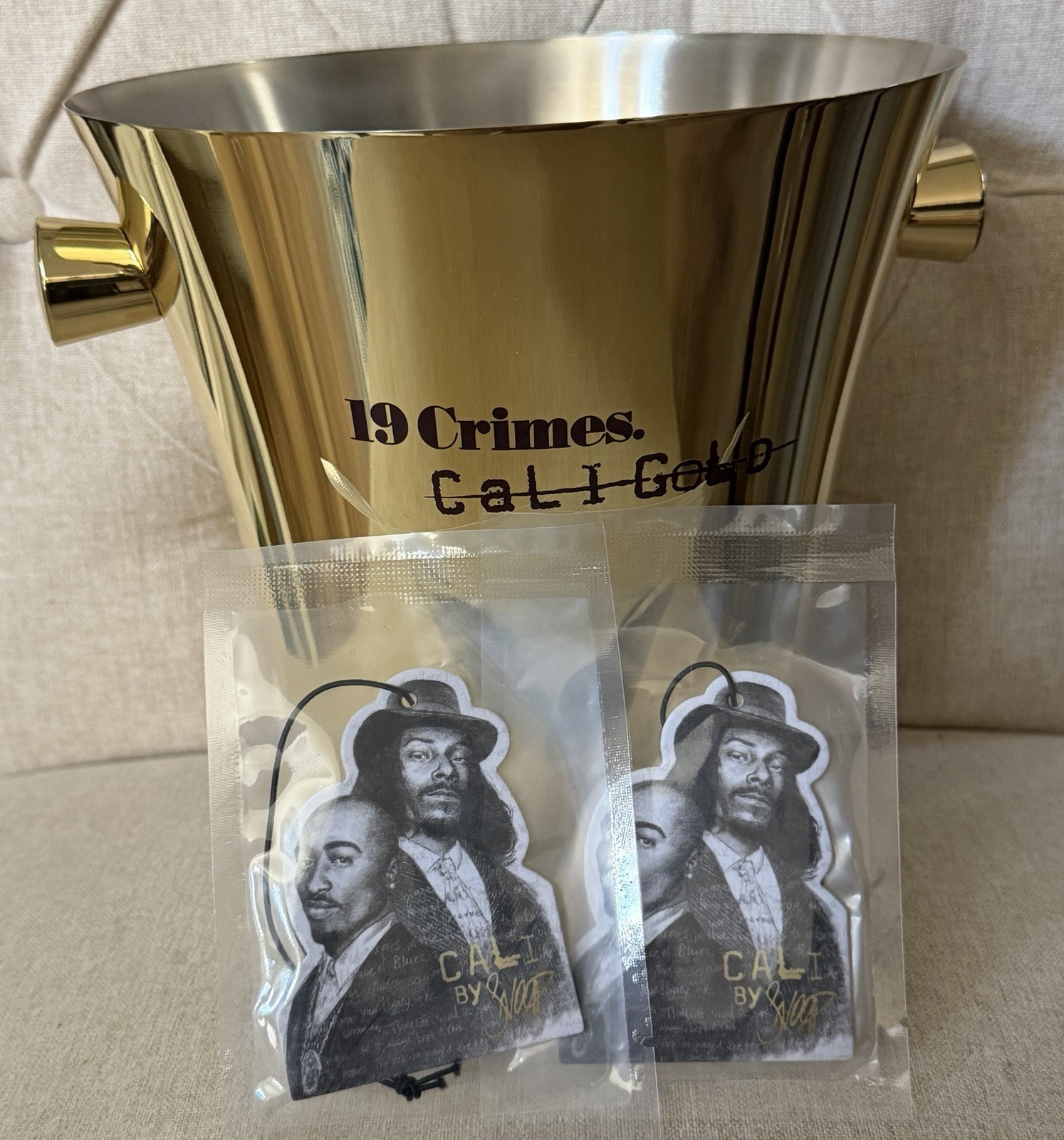 Rare Snoop Dogg 19 Crimes Cali Gold Champagne Bucket Lot w/ Tupac Air Fresheners Rare Snoop Dogg 19 Crimes Cali Gold Champagne Bucket Lot w/ Tupac Air Fresheners