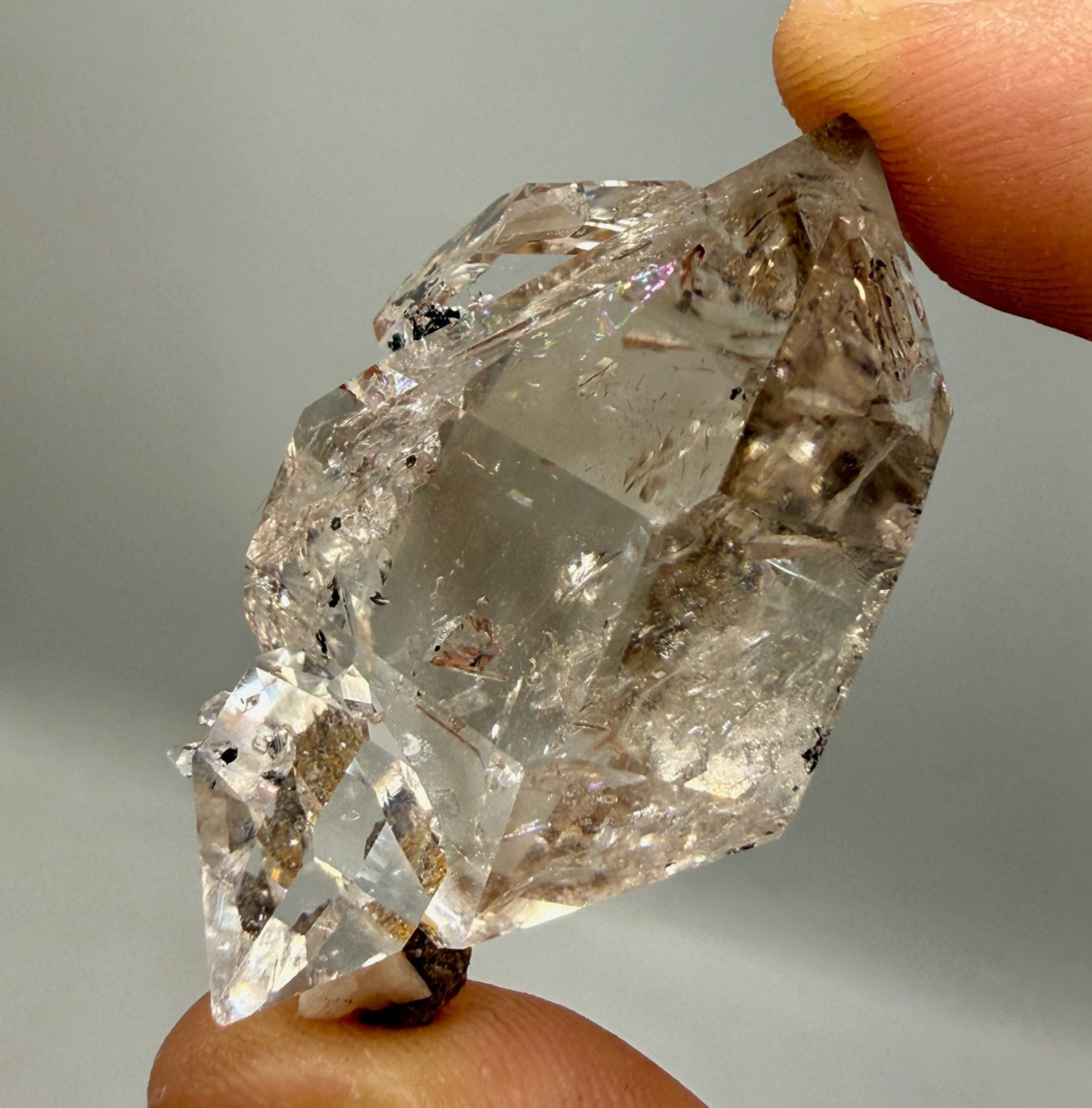 Enhydro Herkimer Diamond w/ Moving Hydrocarbon, Smoky Phantoms Enhydro Herkimer Diamond w/ Moving Hydrocarbon, Smoky Phantoms