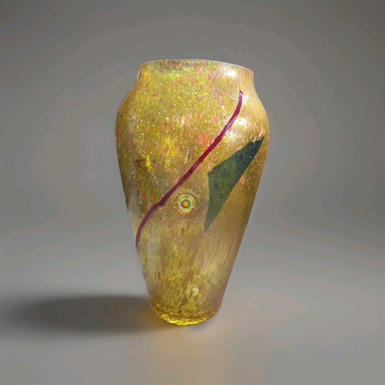 Beautiful Iridescent Hand-Blown Art Glass Vase Beautiful Iridescent Hand-Blown Art Glass Vase