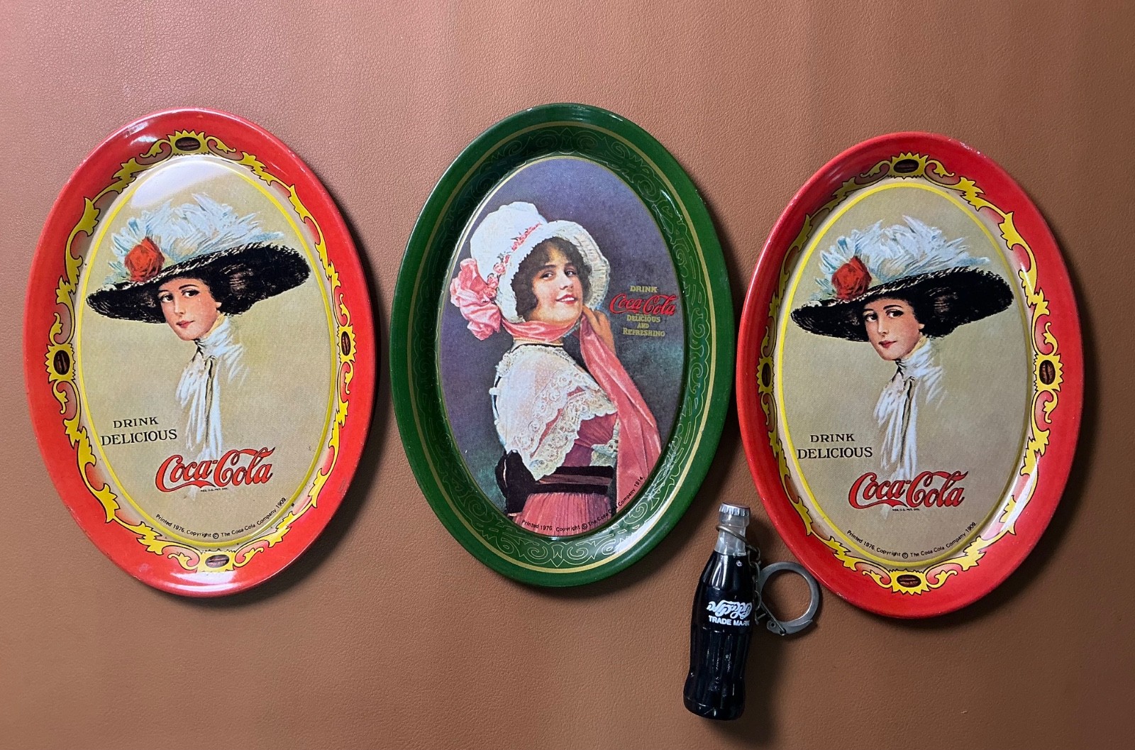 Vintage 1976 Coca-Cola Mini Oval Tin Trays Lot of 3 + Coke Bottle Keychain