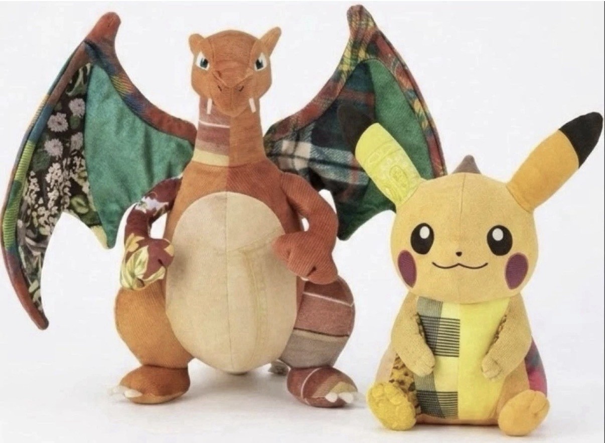Pokemon Center Exclusive Pikachu & Charizard Sean Wotherspoon Plush set Pokemon Center Exclusive Pikachu & Charizard Sean Wotherspoon Plush set