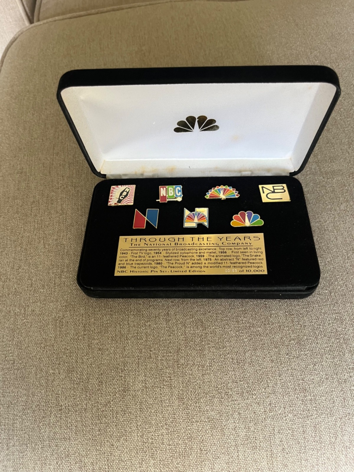 NBC Historic Logo Pin Set Limited Edition #153 of 10,000 With Certificate Vintag NBC Historic Logo Pin Set Limited Edition #153 of 10,000 With Certificate Vintag