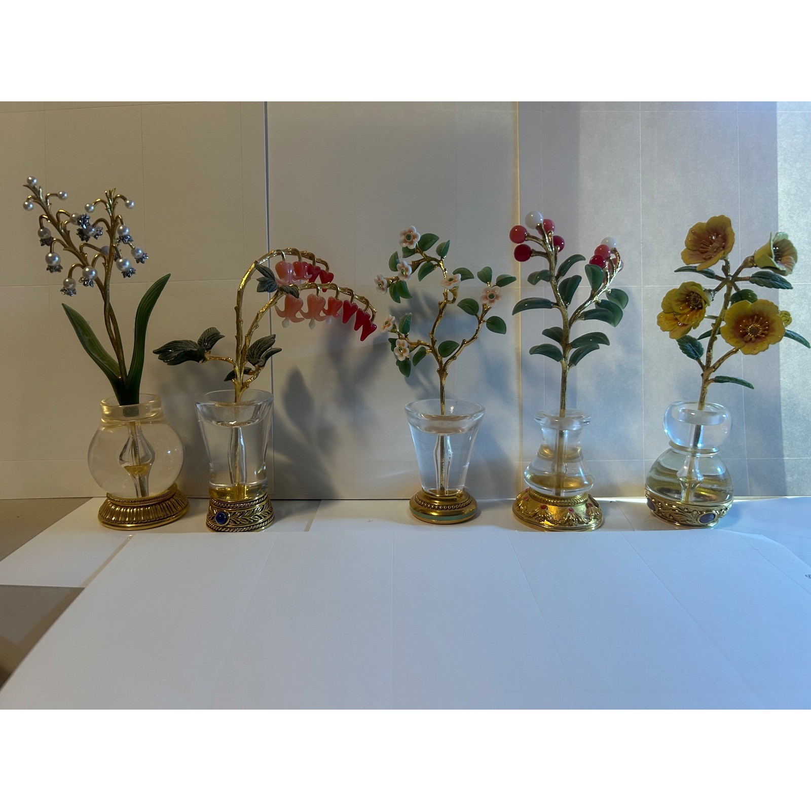 Joan Rivers Imperial Treasures Set of 5 Fab Style Miniature Glass Flowers