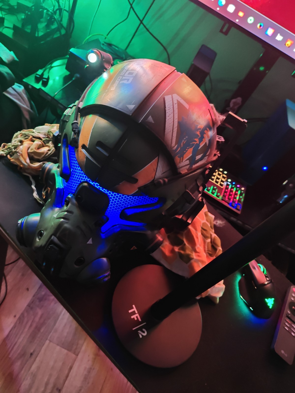 Titanfall 2 2016 Helmet OEM Out Of Box Titanfall 2 2016 Helmet OEM Out Of Box