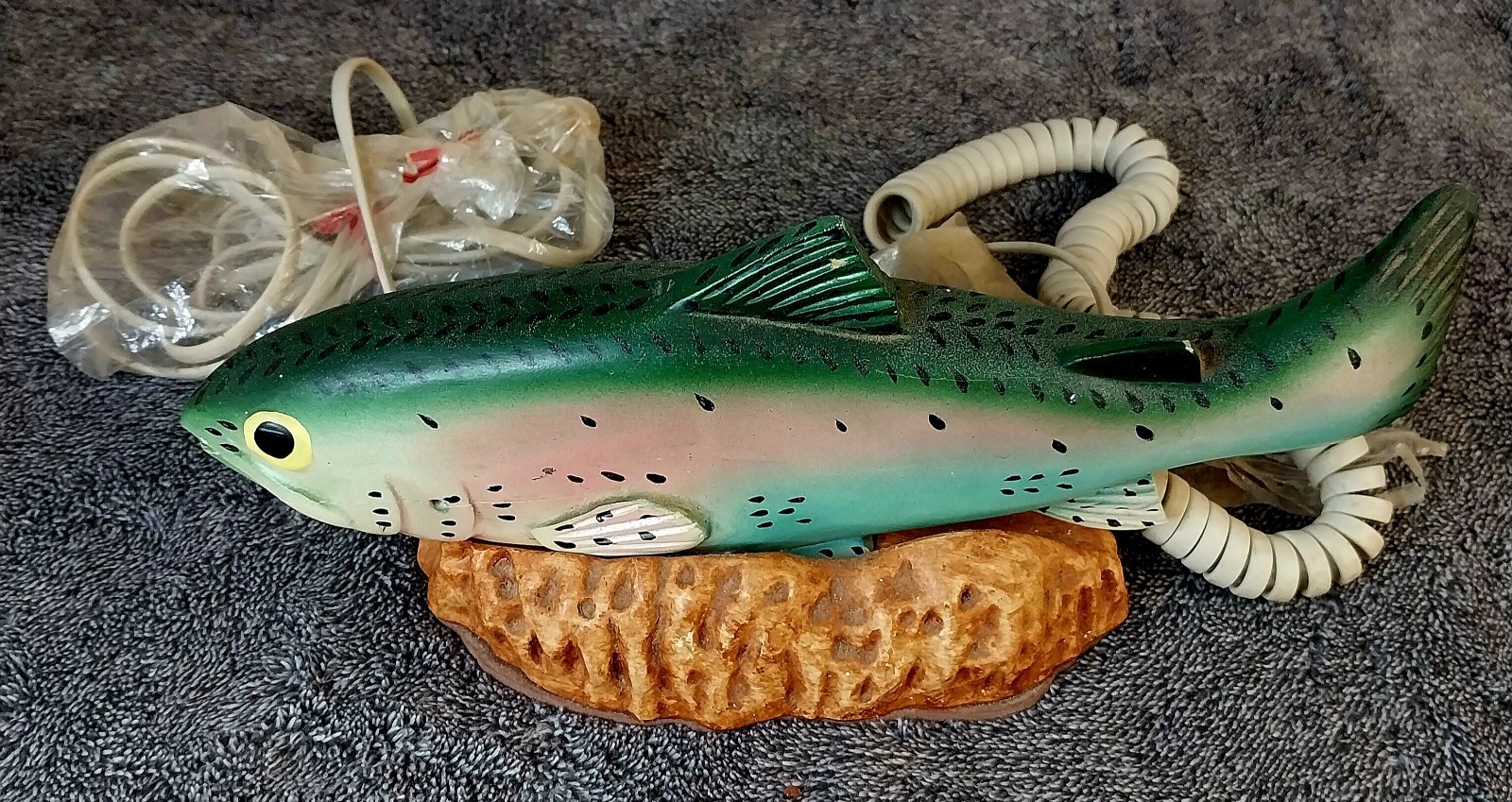 Vintage TT Systems Rainbow Trout Fish Phone Land Line Telephone Novelty Cabin 