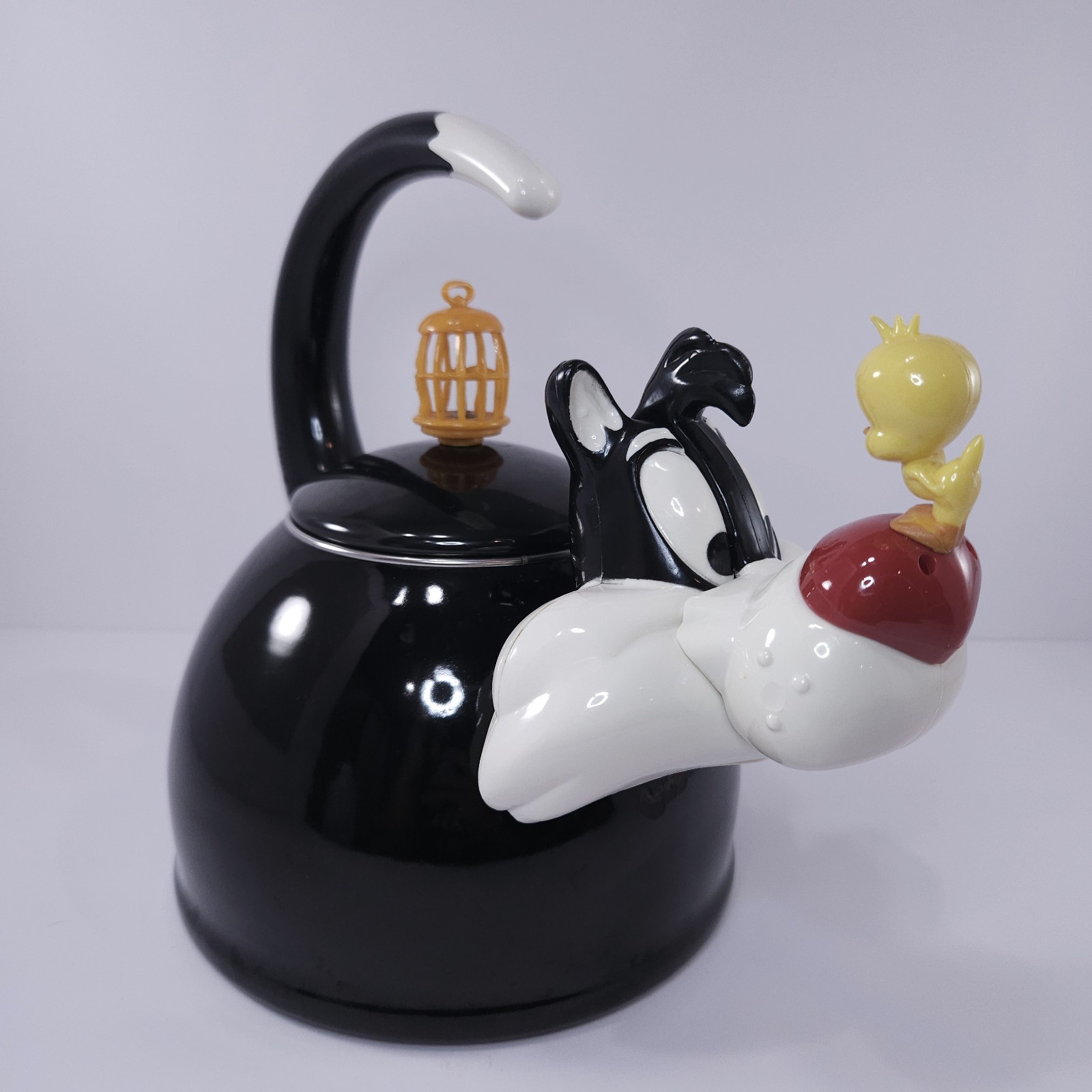 1995 Warner Bros Looney Tunes Sylvester & Tweety Bird Teapot Tea Kettle Vintage 1995 Warner Bros Looney Tunes Sylvester & Tweety Bird Teapot Tea Kettle Vintage