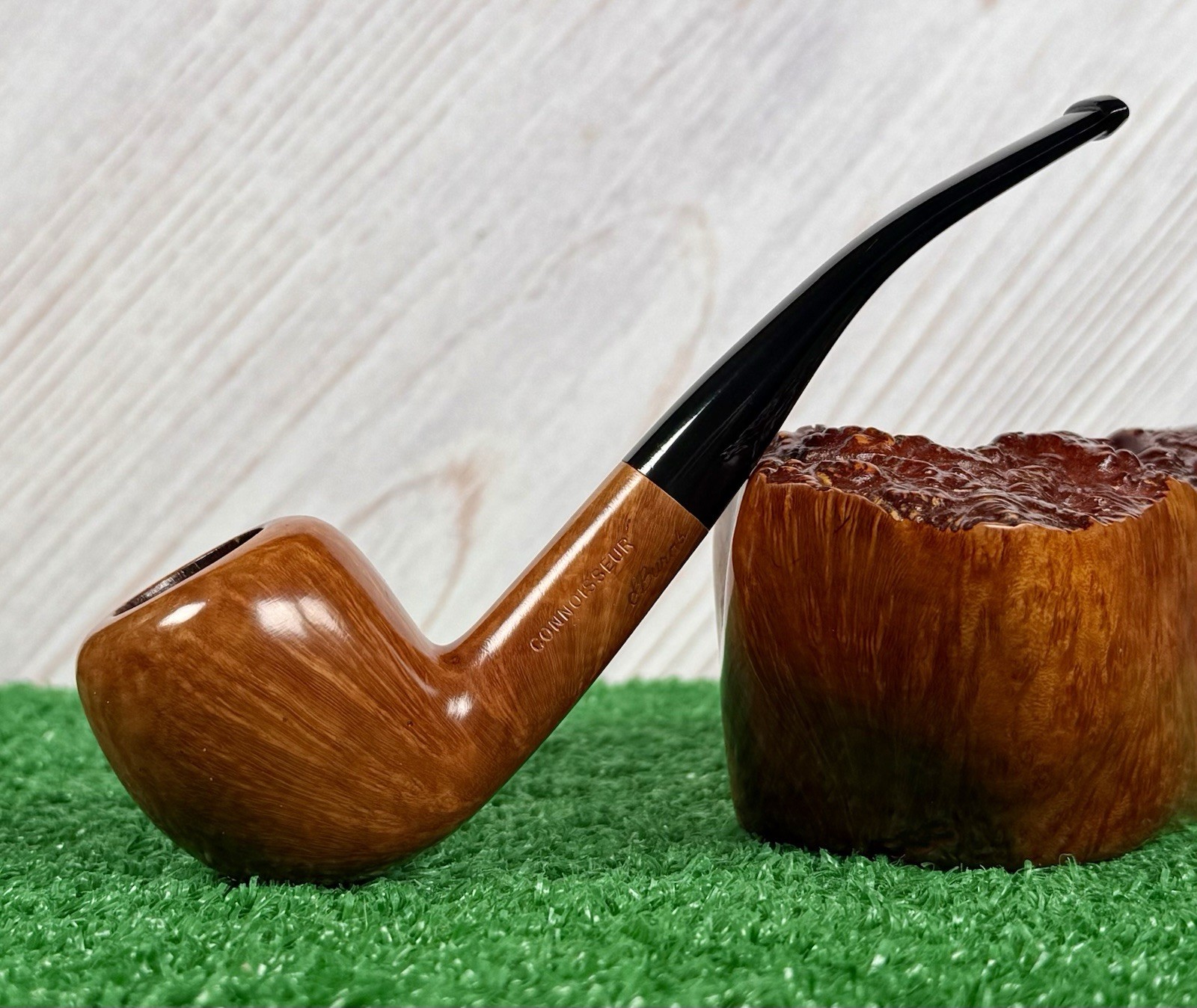 ED BURAK CONNOISSEUR BENT APPLE VINTAGE PIPE 1976-85, BEAUTIFUL GRAIN & SHAPE.