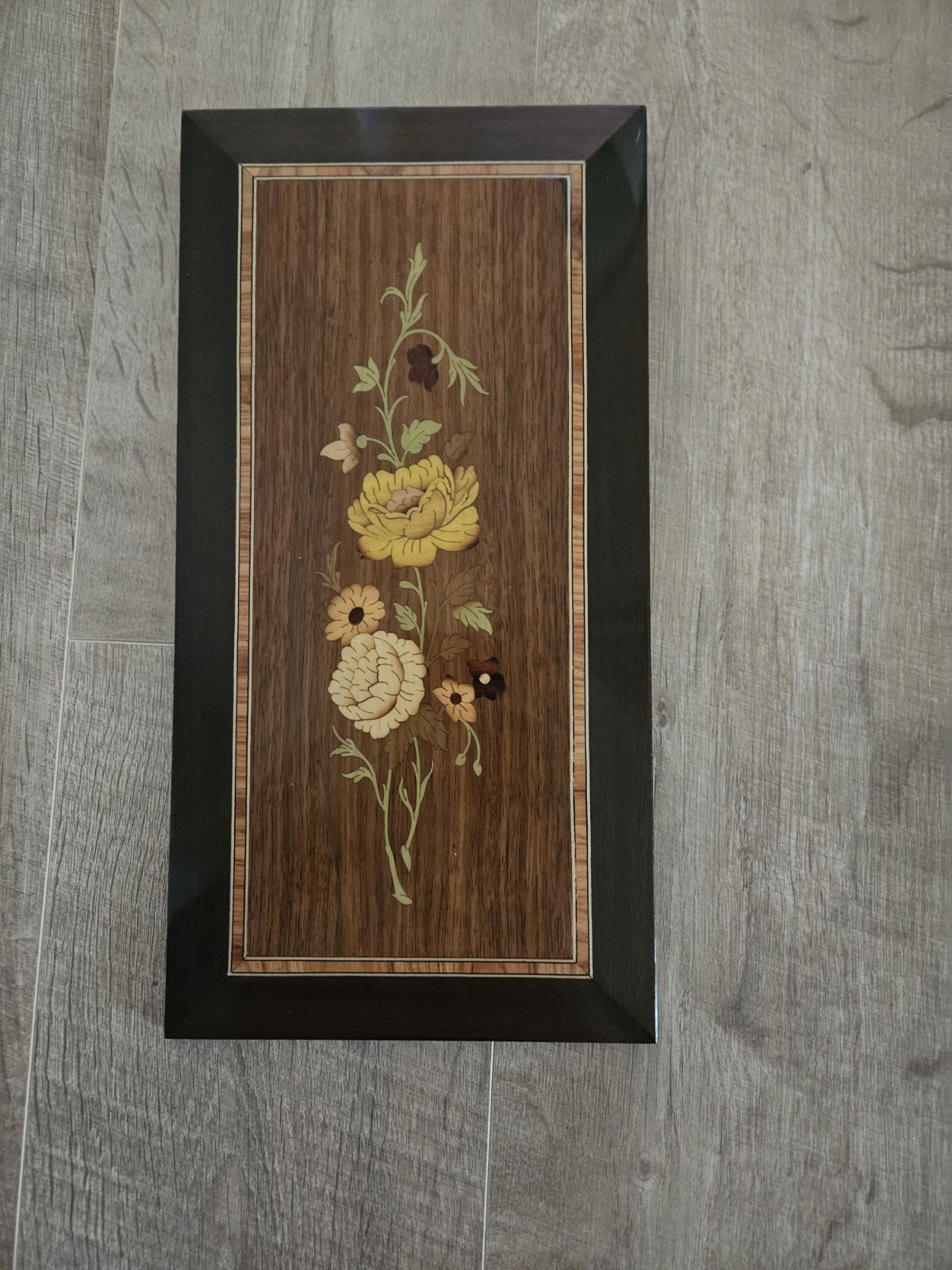 Vintage Gabriella Sorrento Italian Wood Inlay Floral Marquetry Wall Plaque