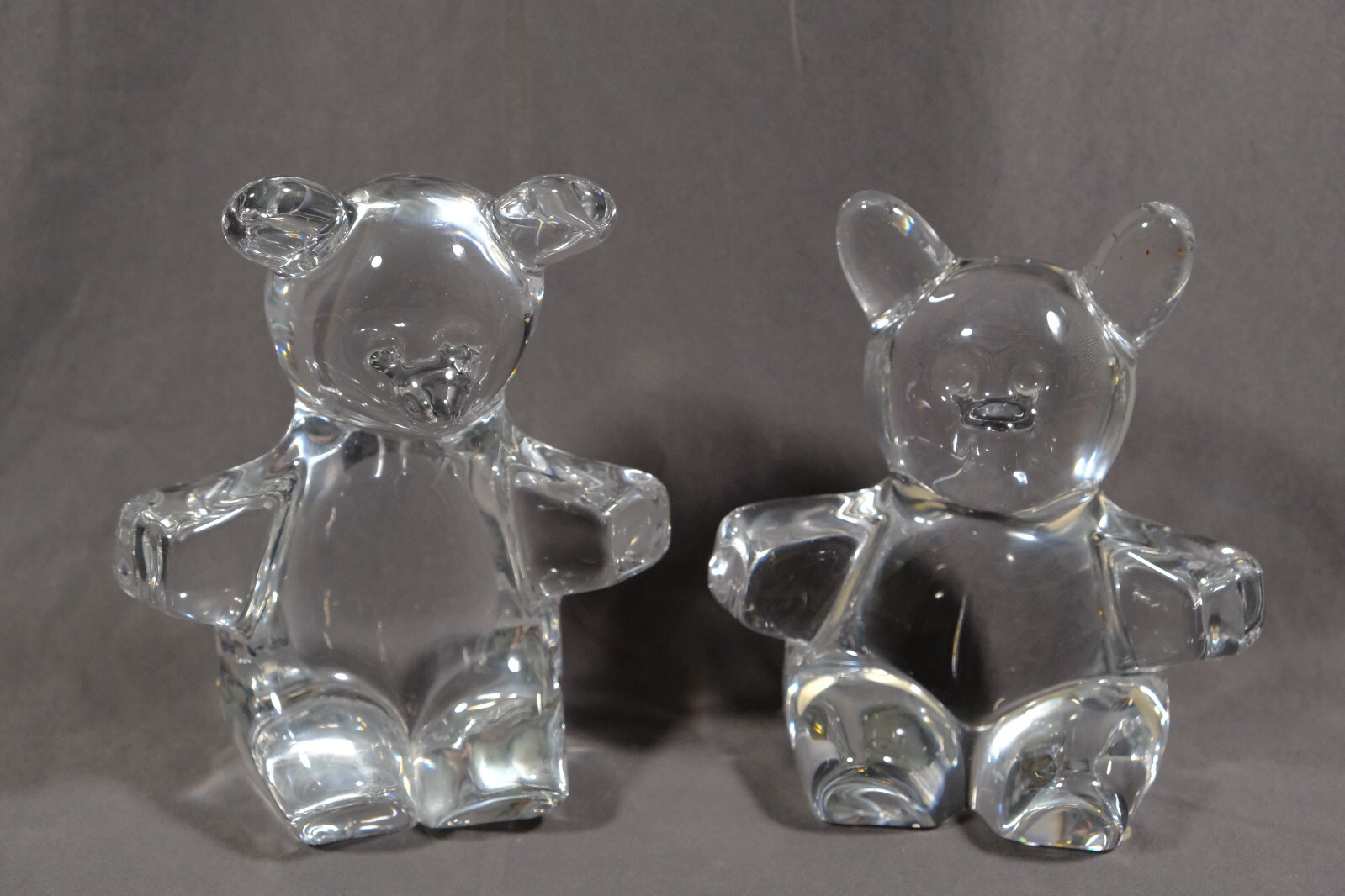 2 x Daum France Crystal Glass Teddy Bear Figurine or Paperweight 2 x Daum France Crystal Glass Teddy Bear Figurine or Paperweight