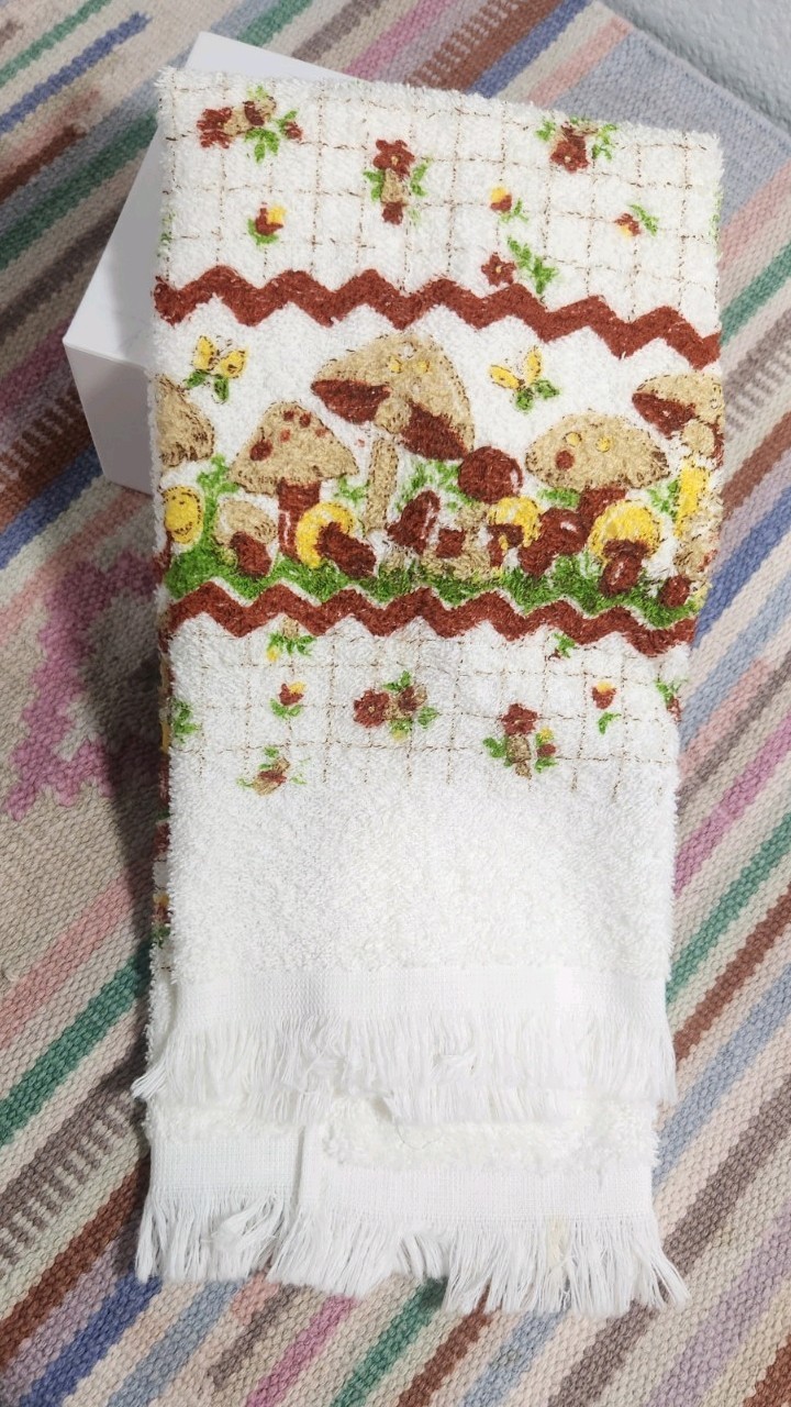 Vintage 1970s Terry Cloth Kitchen Towel Rare Mushroom Design w/Fringe Cotton USA