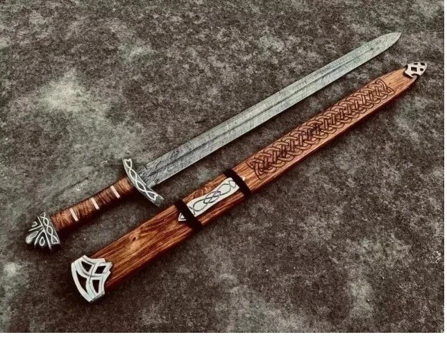Hand Forged Damascus steel Viking Sword Sharp  Battle Ready Medieval Sword