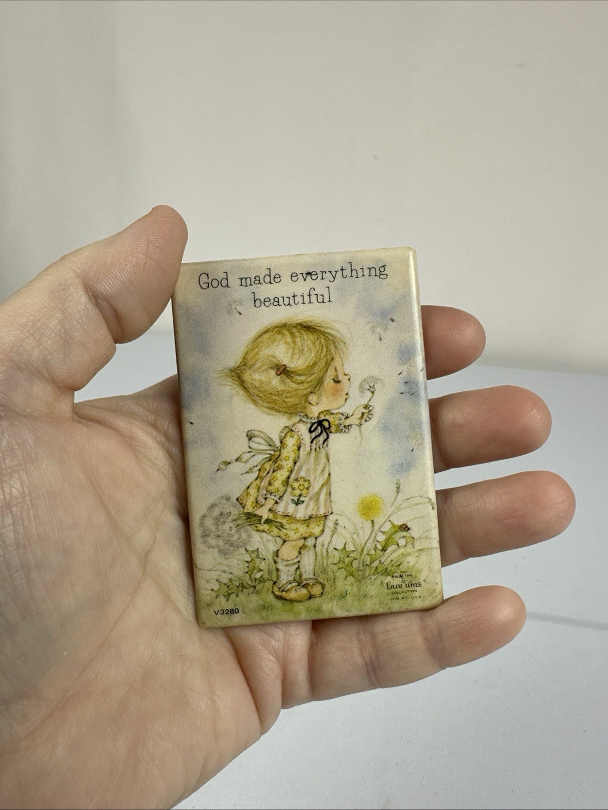 Vintage Luv’ums Pocket Mirror “God Made Everything Beautiful” Girl Dandelion USA Vintage Luv’ums Pocket Mirror “God Made Everything Beautiful” Girl Dandelion USA