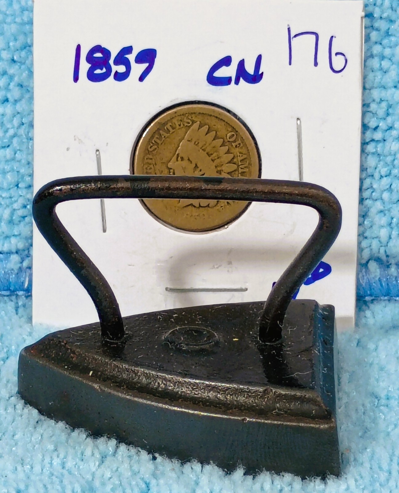 RARE ANTIQUE MINIATURE SAD IRON & 1859 BRONZE INDIAN HEAD CENT