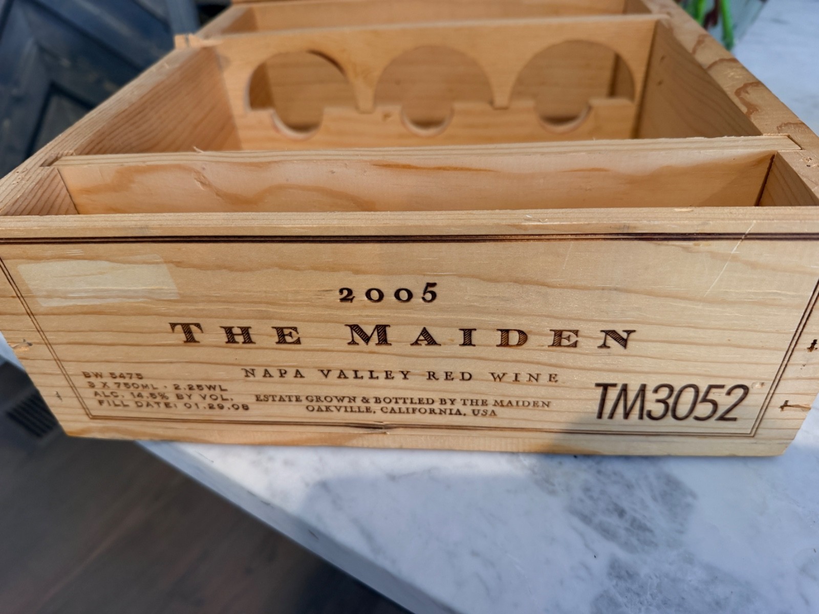 Harlan Estate 2005 The Maiden Wood Wine Box without lid. Excellent Condition