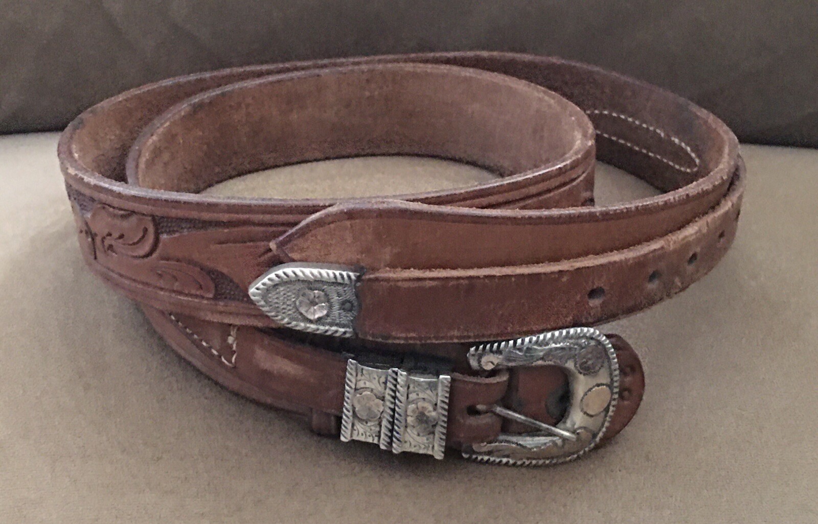 Vintage Old Western Unbranded 4 Pc Sterling Silver Ranger Belt Buckle Set & Belt