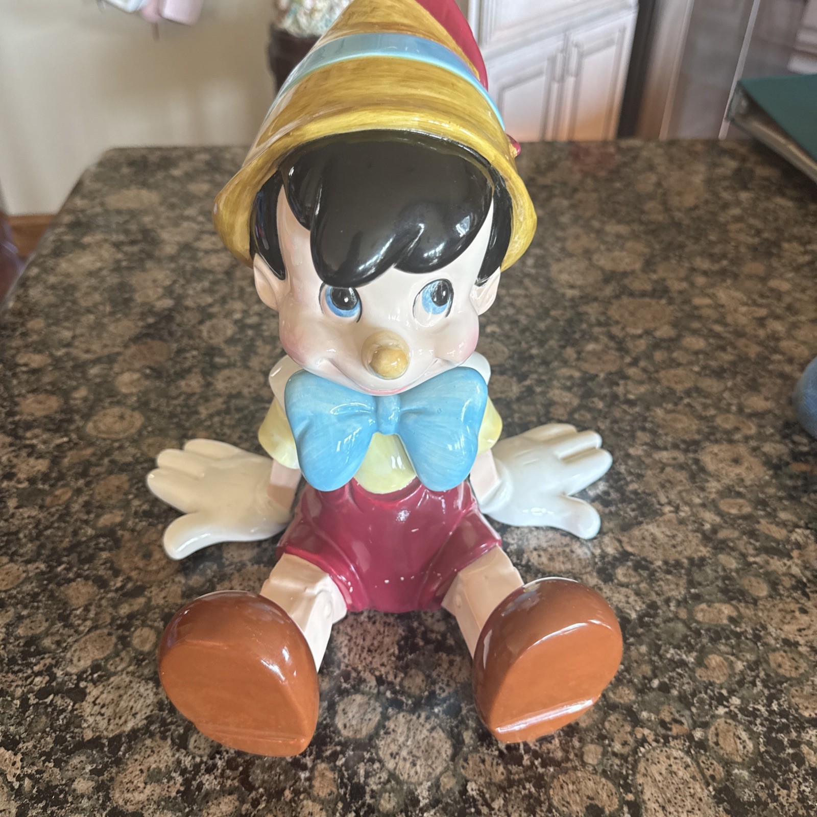 Vintage Disney Schmid Pinocchio Wind Up Music Figure Please See Video 12\