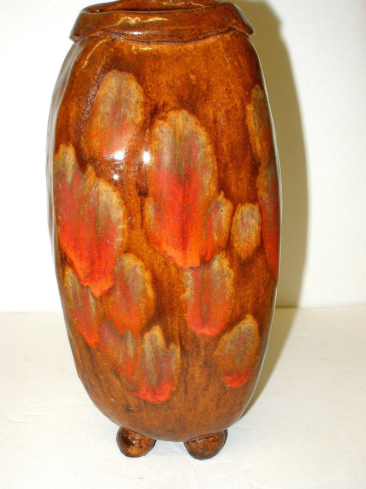 MCM STUDIO ART POTTERY FOOTED VASE - DRIP & BLOTCH RED BROWN GLAZING SIGNED \