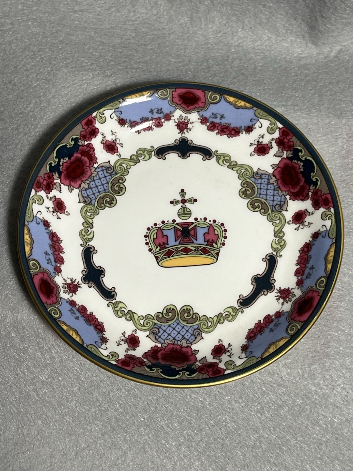 The Fairmont Empress Fine Bone China England Crown Floral 5” Souvenir Dish The Fairmont Empress Fine Bone China England Crown Floral 5” Souvenir Dish