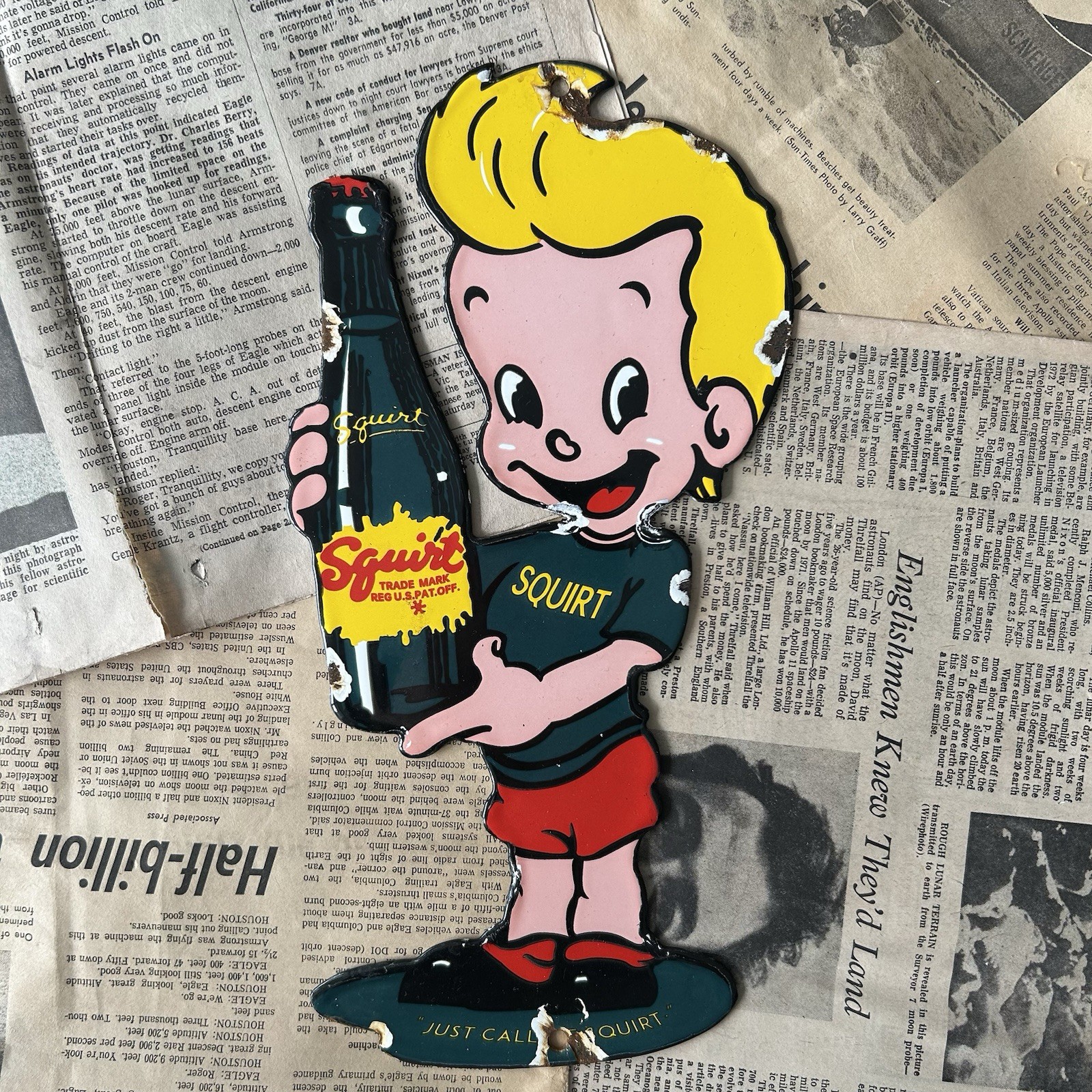 VINTAGE SQUIRT BOY SODA COLA BEVERAGE 12 INCH PORCELAIN ENAMEL SIGN