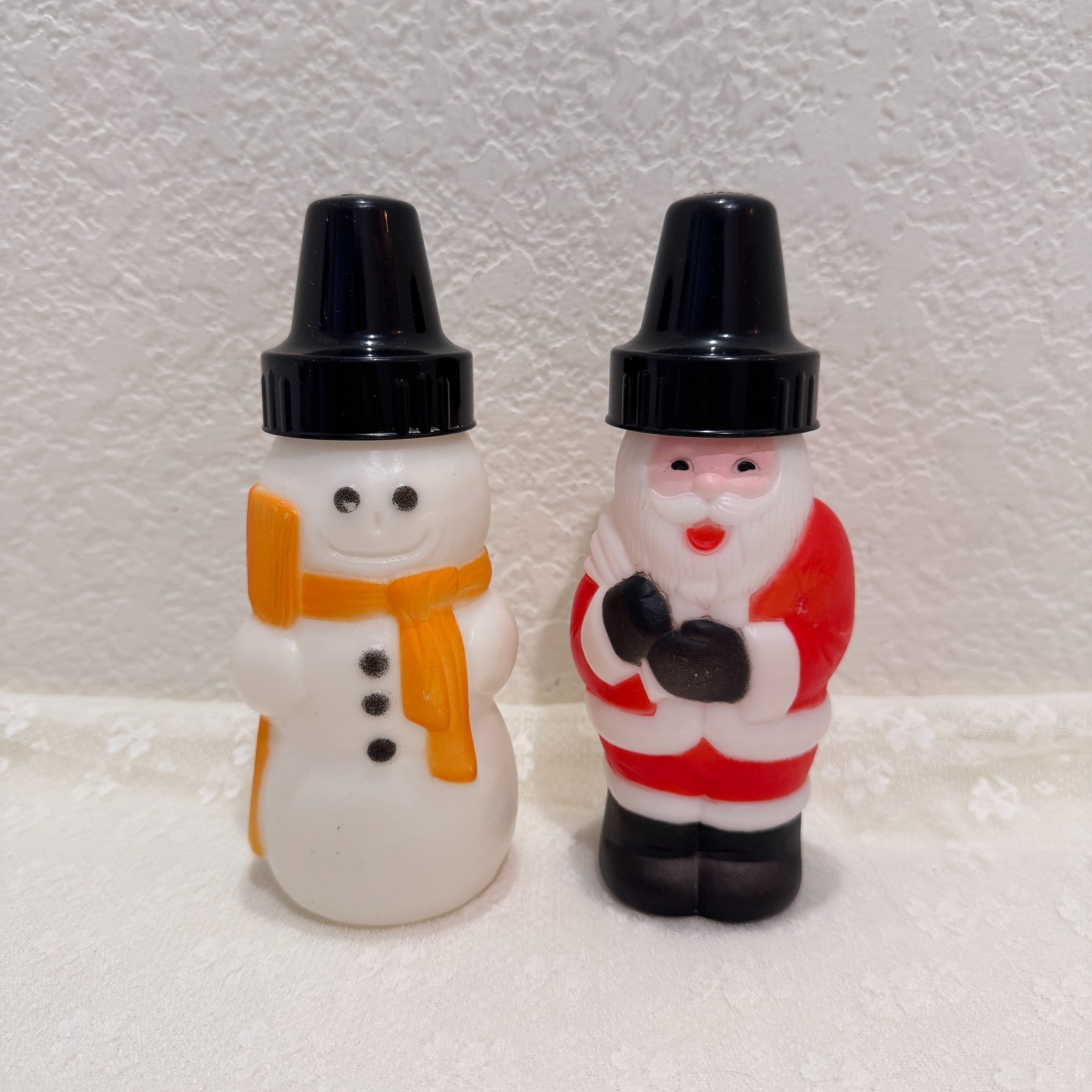 Vintage Evenflo Baby Bottles Santa Claus Snowman Plastic Novelty USA Christmas
