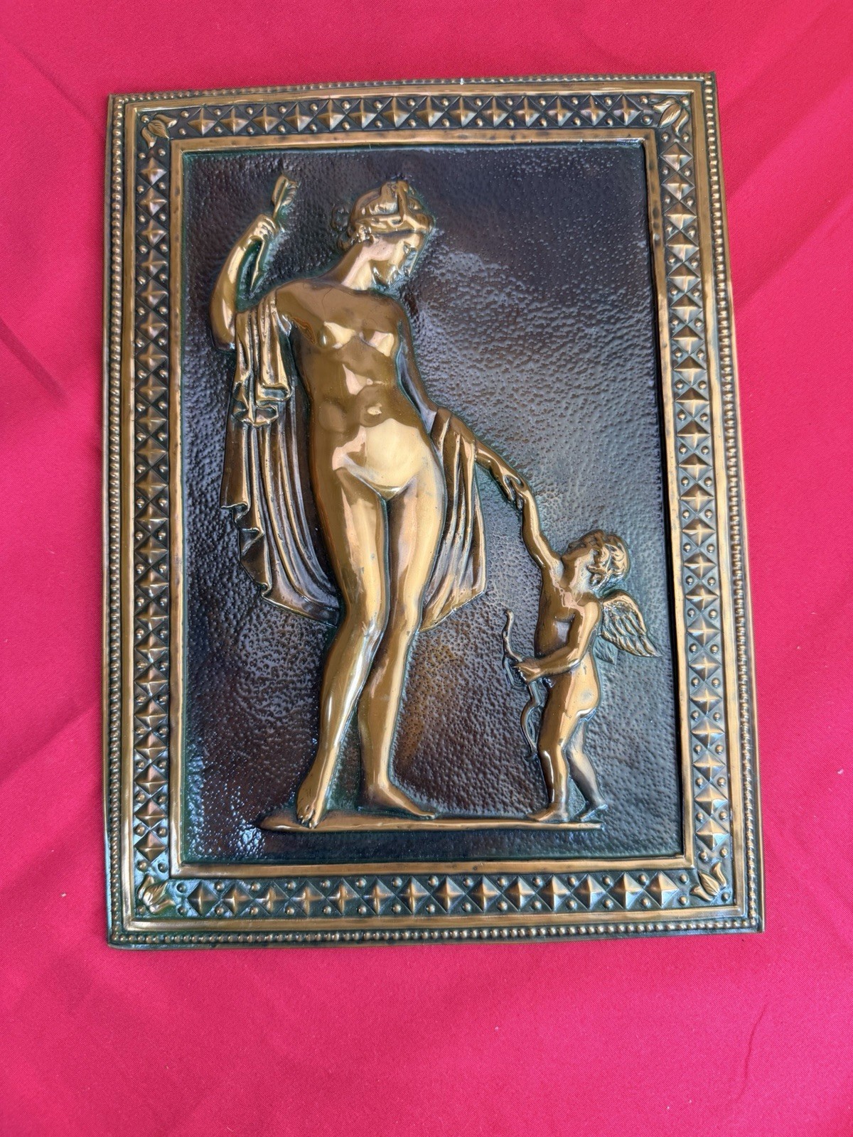 Vtg Venus Cupid Brass Tone Metal Relief Wall Plaque Classical Art 10.5”