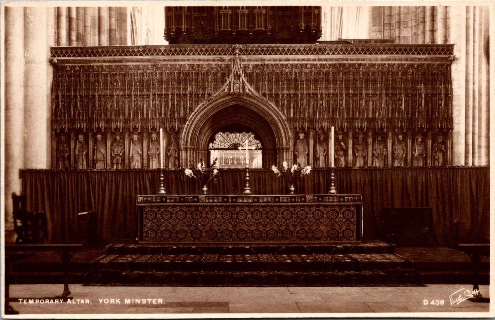 RPPC Postcard Temporary Alter York Minster & Fifteenth Century Choir Screen (B9)