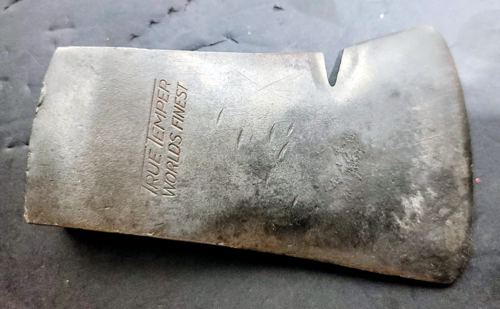 Vintage True Temper Worlds Finest Kelly Works Axe Hatchet Head. Vintage True Temper Worlds Finest Kelly Works Axe Hatchet Head.