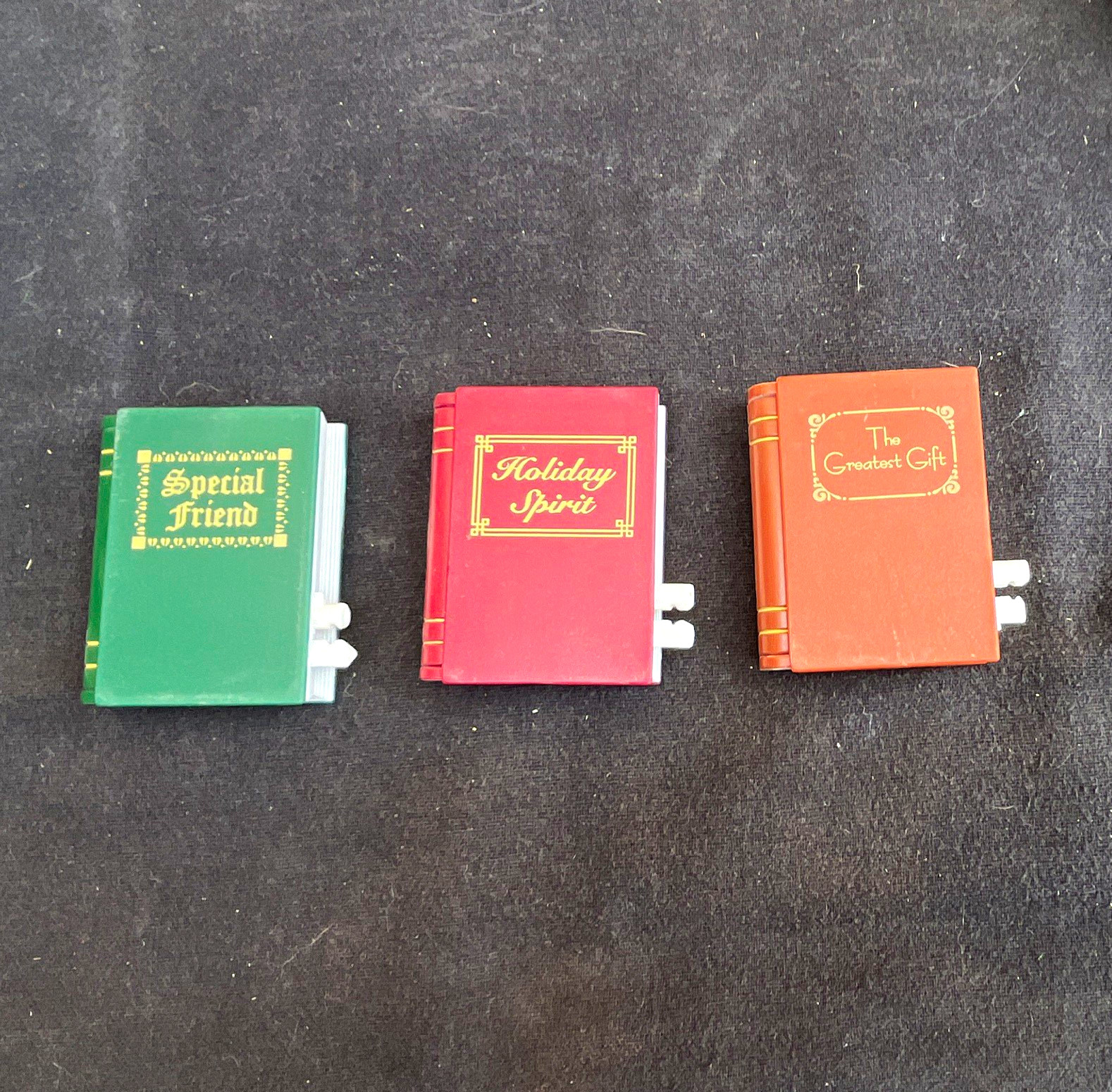 Vintage 1999 Avon “Santa Read Me A Story” Replacement Books Vintage 1999 Avon “Santa Read Me A Story” Replacement Books
