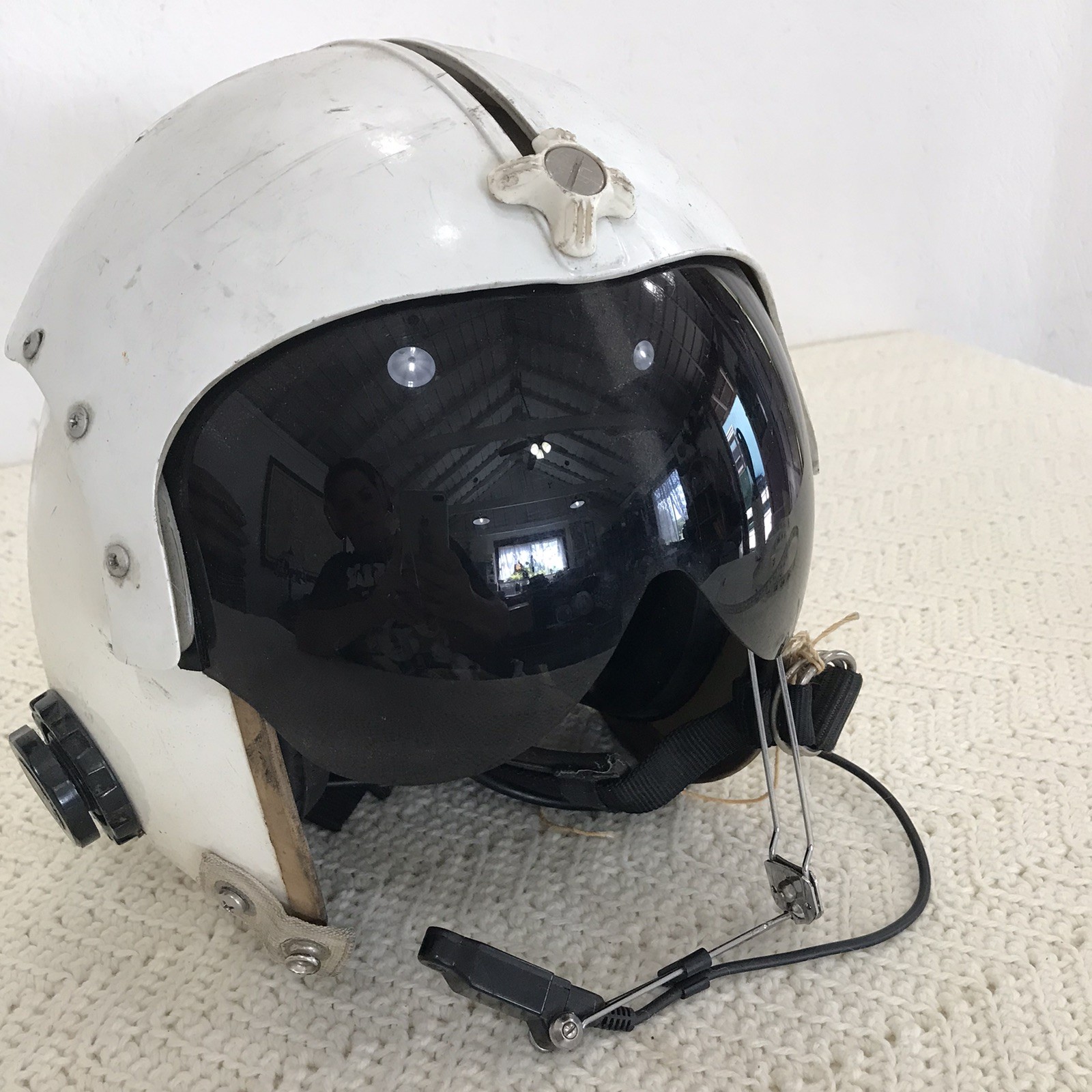 Vintage Gentex HGU-33 Military War Pilot Flight Helmet Visor Boom Mic Vintage Gentex HGU-33 Military War Pilot Flight Helmet Visor Boom Mic