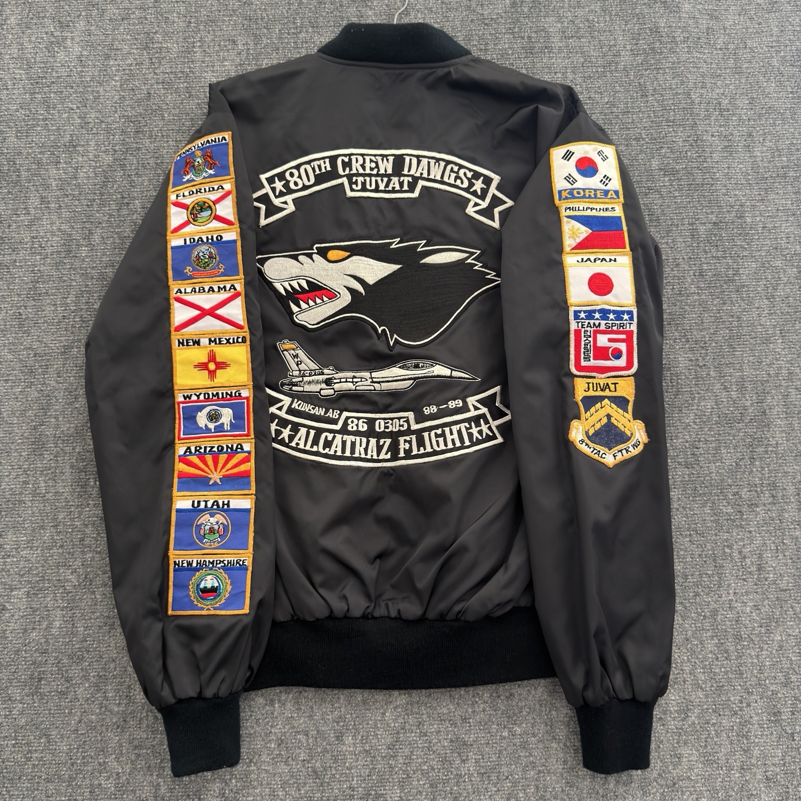 Vintage 80s US Air Force F16 Flight Jacket 80th Crew Dawgs Juvat Wolfpack Tour Vintage 80s US Air Force F16 Flight Jacket 80th Crew Dawgs Juvat Wolfpack Tour