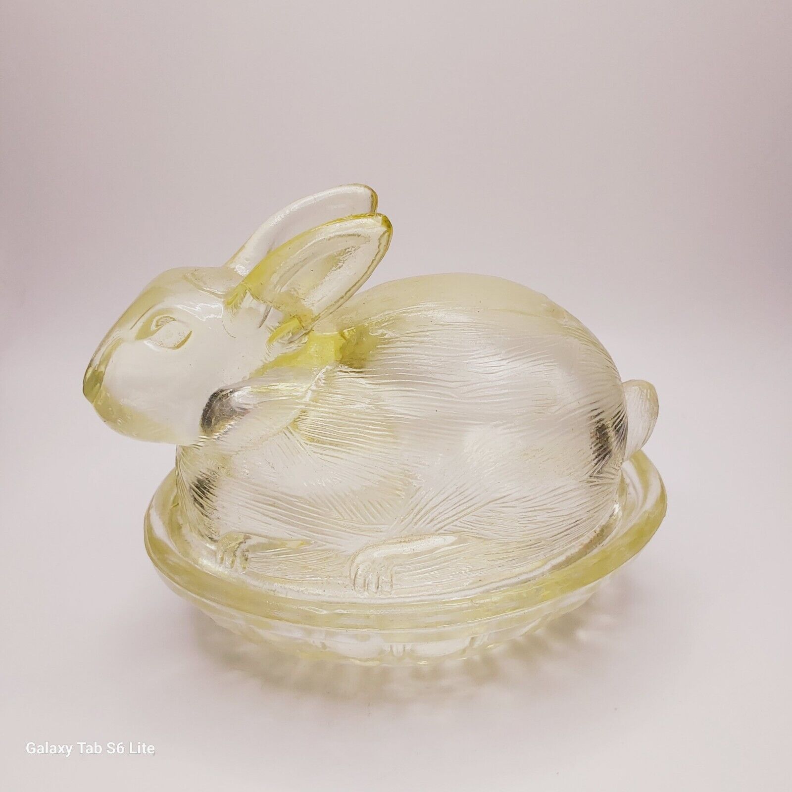 Vintage Ganz Yellow Glass Rabbit on Nest Bunny Basket Trinket Dish
