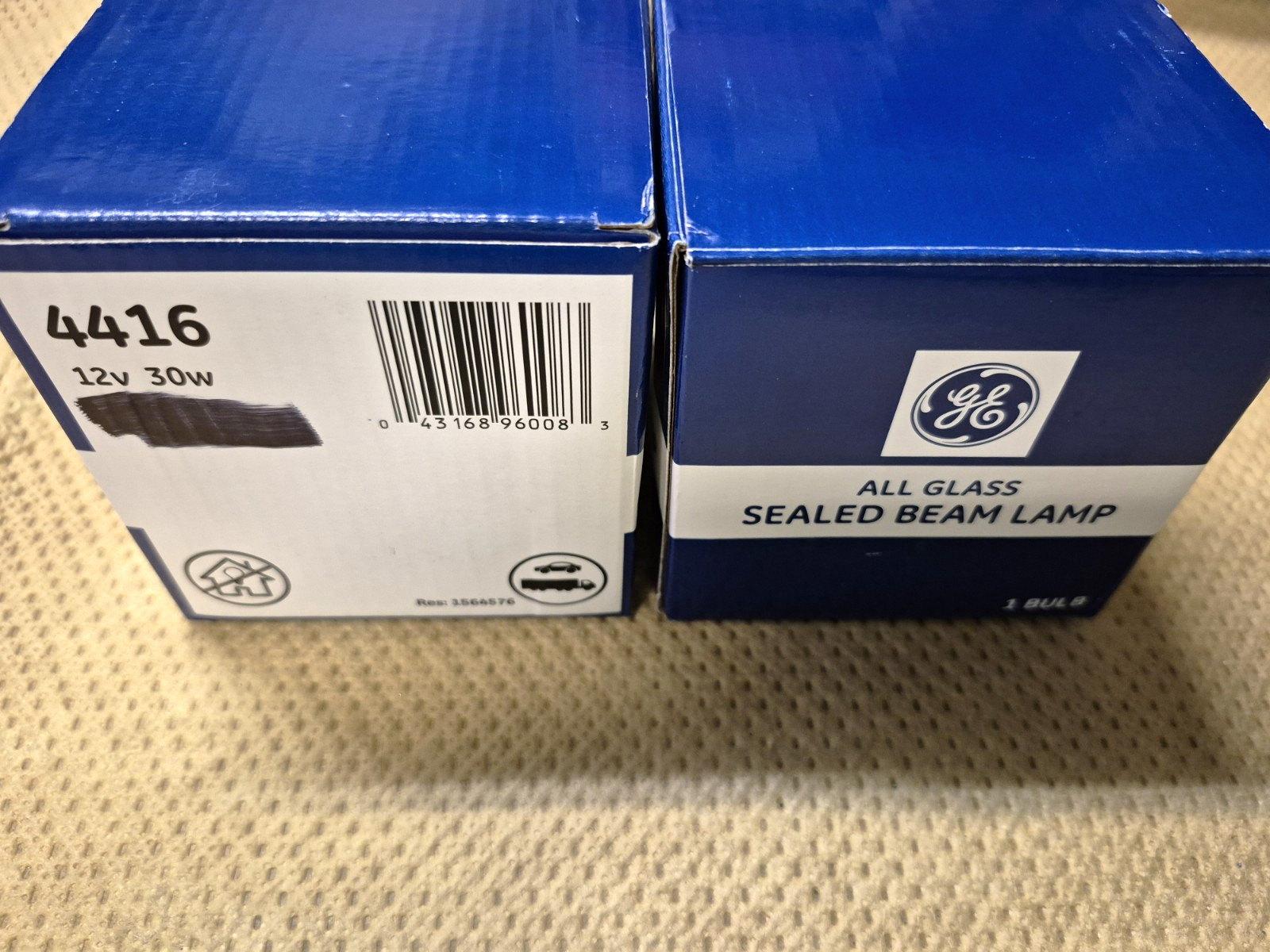 2 Federal Signal Nos Bulbs Models 14 184 & Other Brands 2 Federal Signal Nos Bulbs Models 14 184 & Other Brands