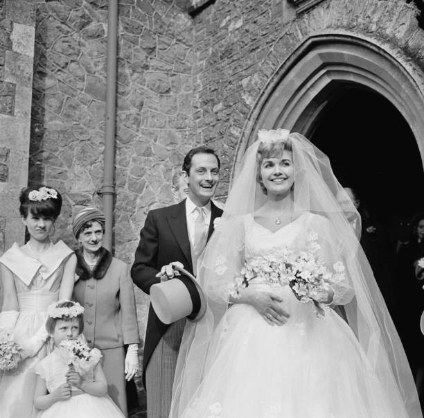 British actress Angela Browne marries actor Francis Matthews UK 23- Old Photo
