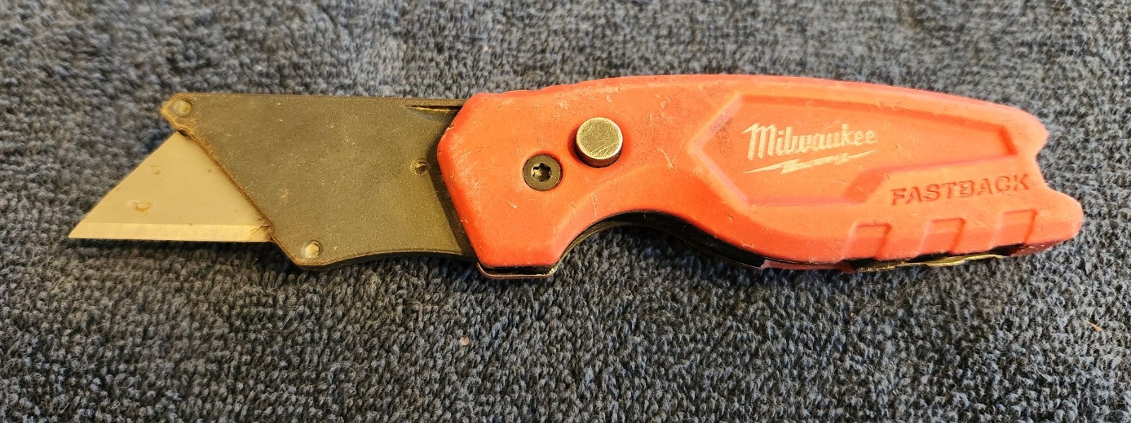 Red MILWAUKEE Folding Utility Knife, Model 48-22-1500