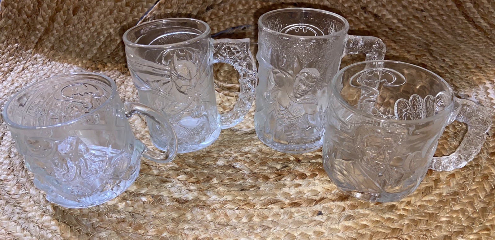 Vintage 1995 Batman Forever McDonald\'s Complete Set of 4 Embossed Glass Mugs Vintage 1995 Batman Forever McDonald\'s Complete Set of 4 Embossed Glass Mugs