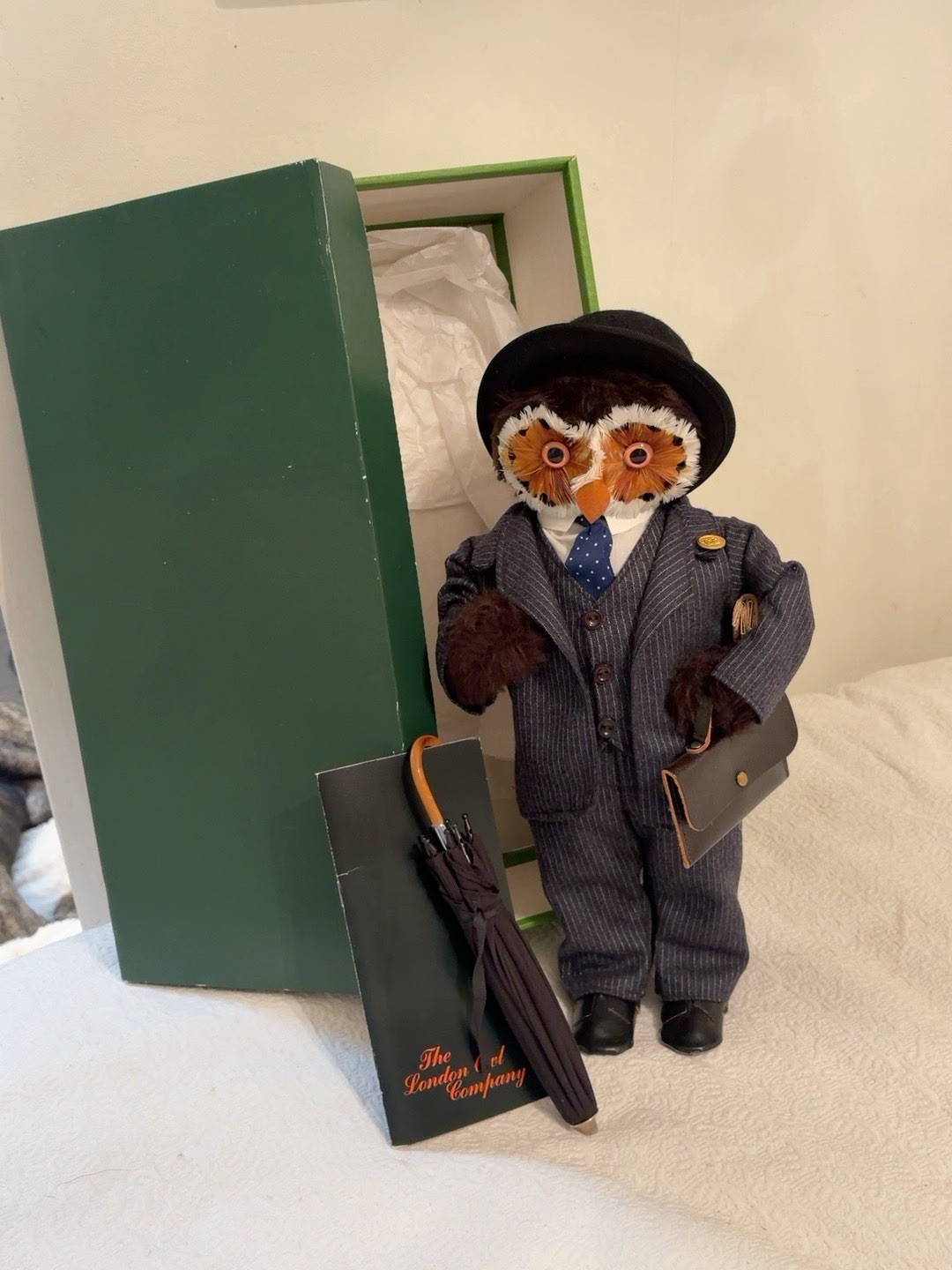 Vintage London Owl Company Stockbroker Owl Made in England Box Catalog Vintage London Owl Company Stockbroker Owl Made in England Box Catalog