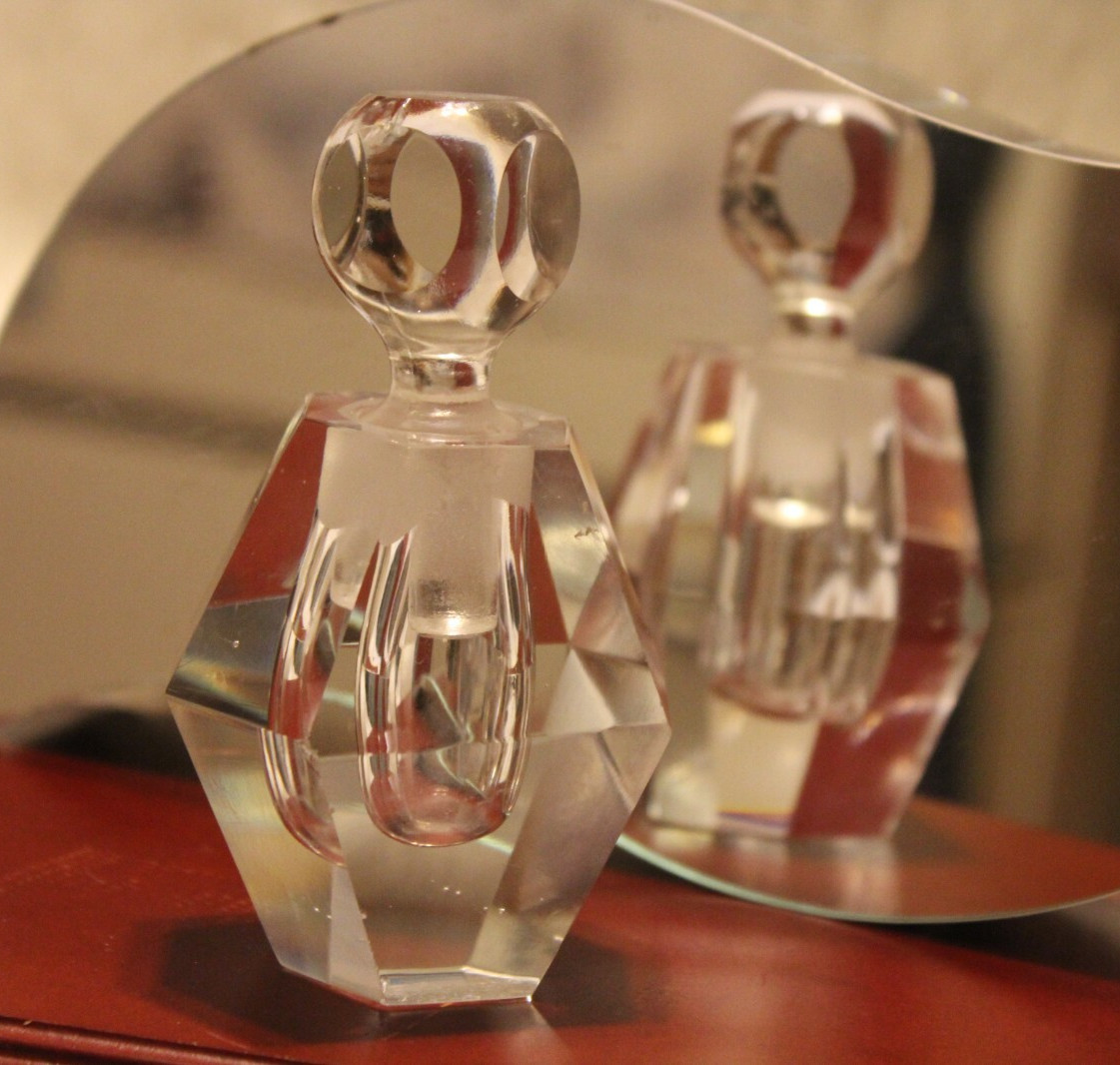 Vtg Cut Lead Crystal Perfume Bottle & Stopper Hexagon Art Deco Decanter 4\