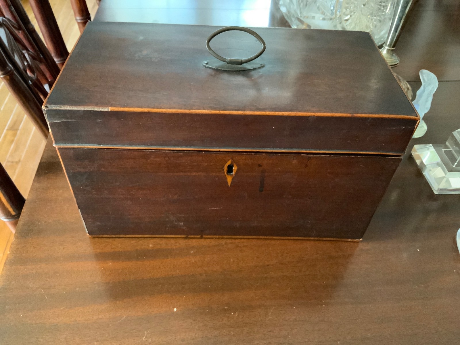 Antique Early 1800 ‘s Mahogany Georgian tea caddy inlaid and banding details Antique Early 1800 ‘s Mahogany Georgian tea caddy inlaid and banding details