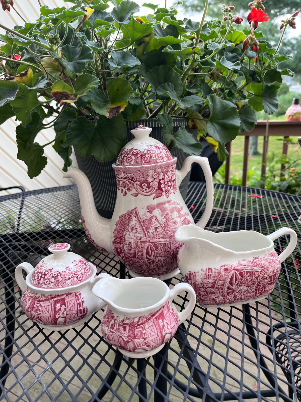 Royal Tudor Ware 17th Century England 4 PC Tea Set Red Transferware W.N. Mellor Royal Tudor Ware 17th Century England 4 PC Tea Set Red Transferware W.N. Mellor