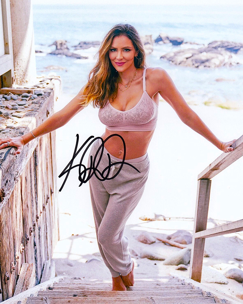 KATHERINE MCPHEE SIGNED REPRINT ACTRESS CELEBRITY AUTOGRAPH 8\